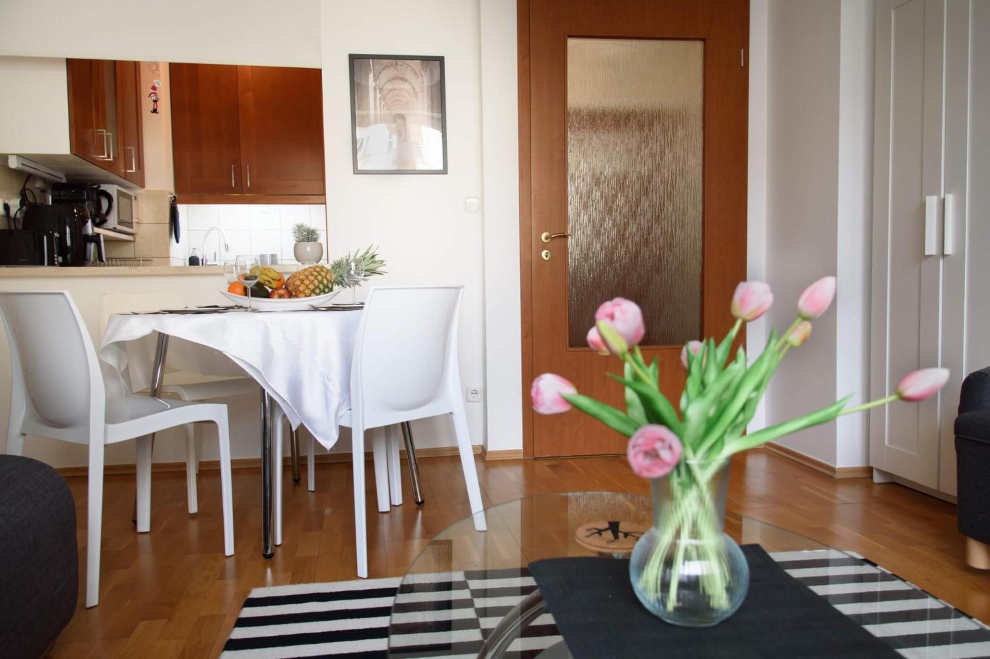 Peony Kaldy Apartman Free Garage Under The House Budapest Bagian luar foto